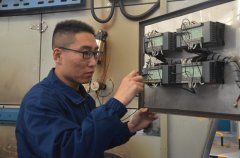姜磊:仪表的“保健师”